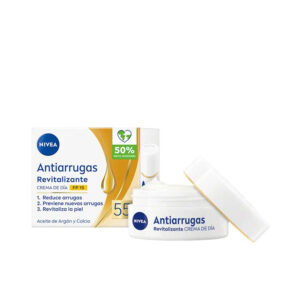 Nivea Crema Revitalizante Antienvejecimiento 55+ Día con SPF15 - 50 ml