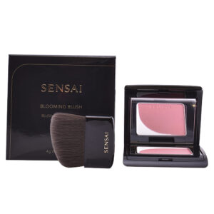 Sensai BLOOMING Blush en tono Mauve Radiante