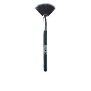 Brocha de Maquillaje Abanico Sintético Beter - 1 Unidad